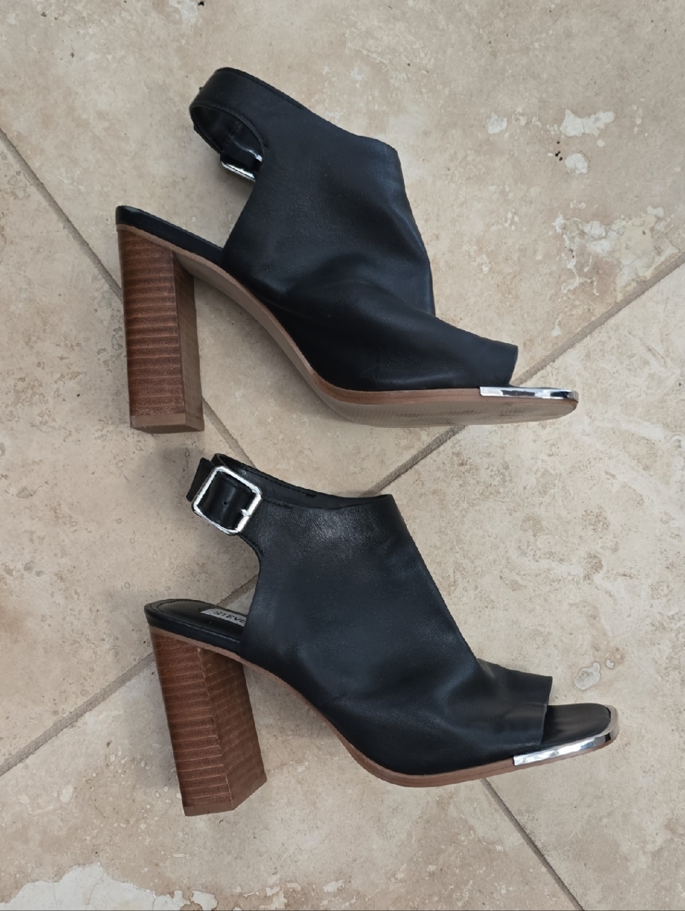 Steve Madden Black Open-Toe Slingback Block Heel Sandals with Silver Accent